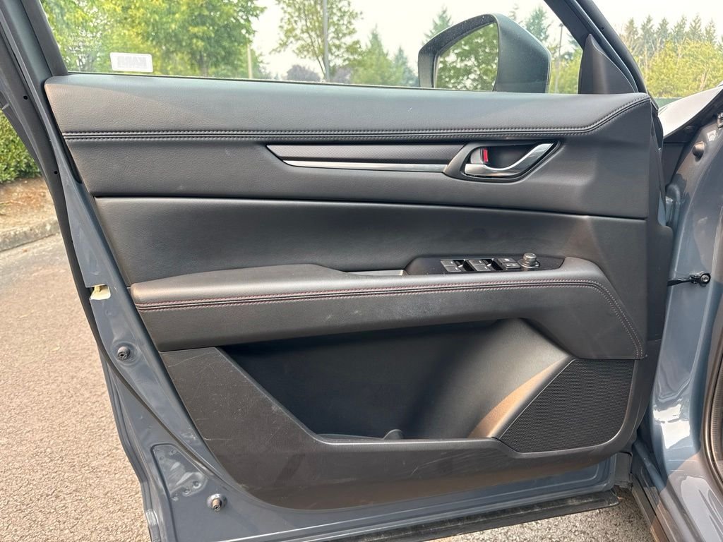 Used 2023 Polymetal Gray Mazda 2.5 S Carbon Edition One-Owner image 18