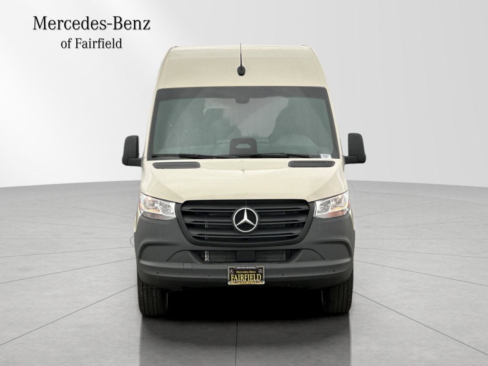 2025 Mercedes-Benz Sprinter Crew Van Base - Photo 10