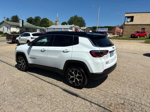 Used 2025 White Jeep Limited image 5