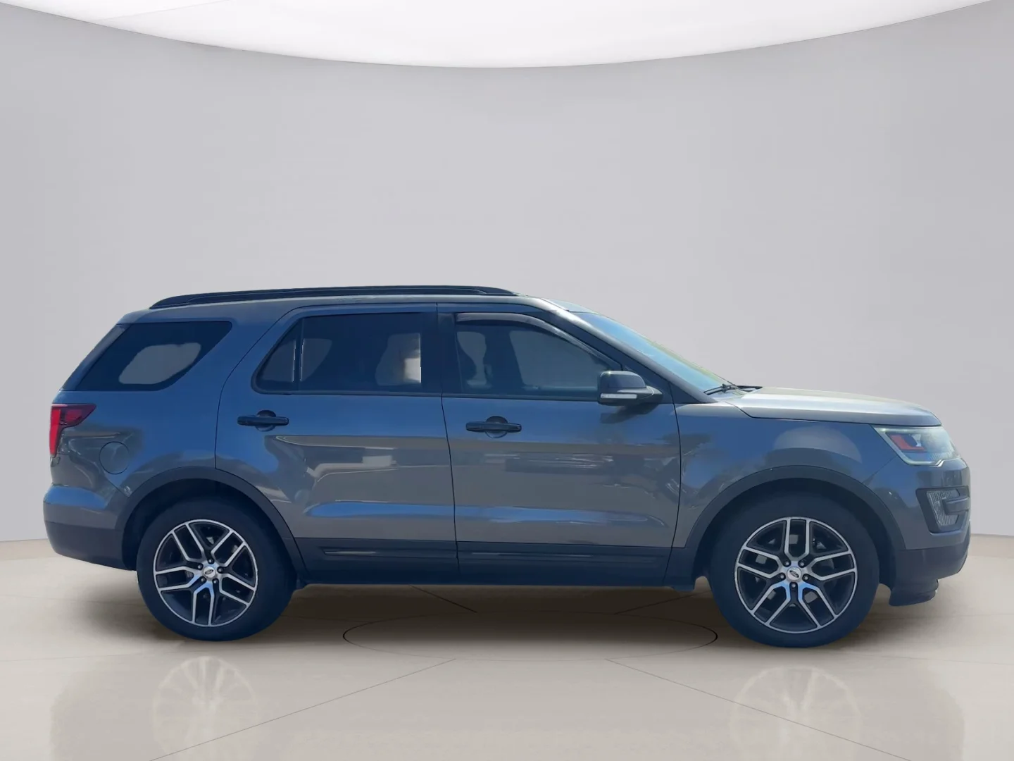 Used 2016 Grey Ford SPORT image 6
