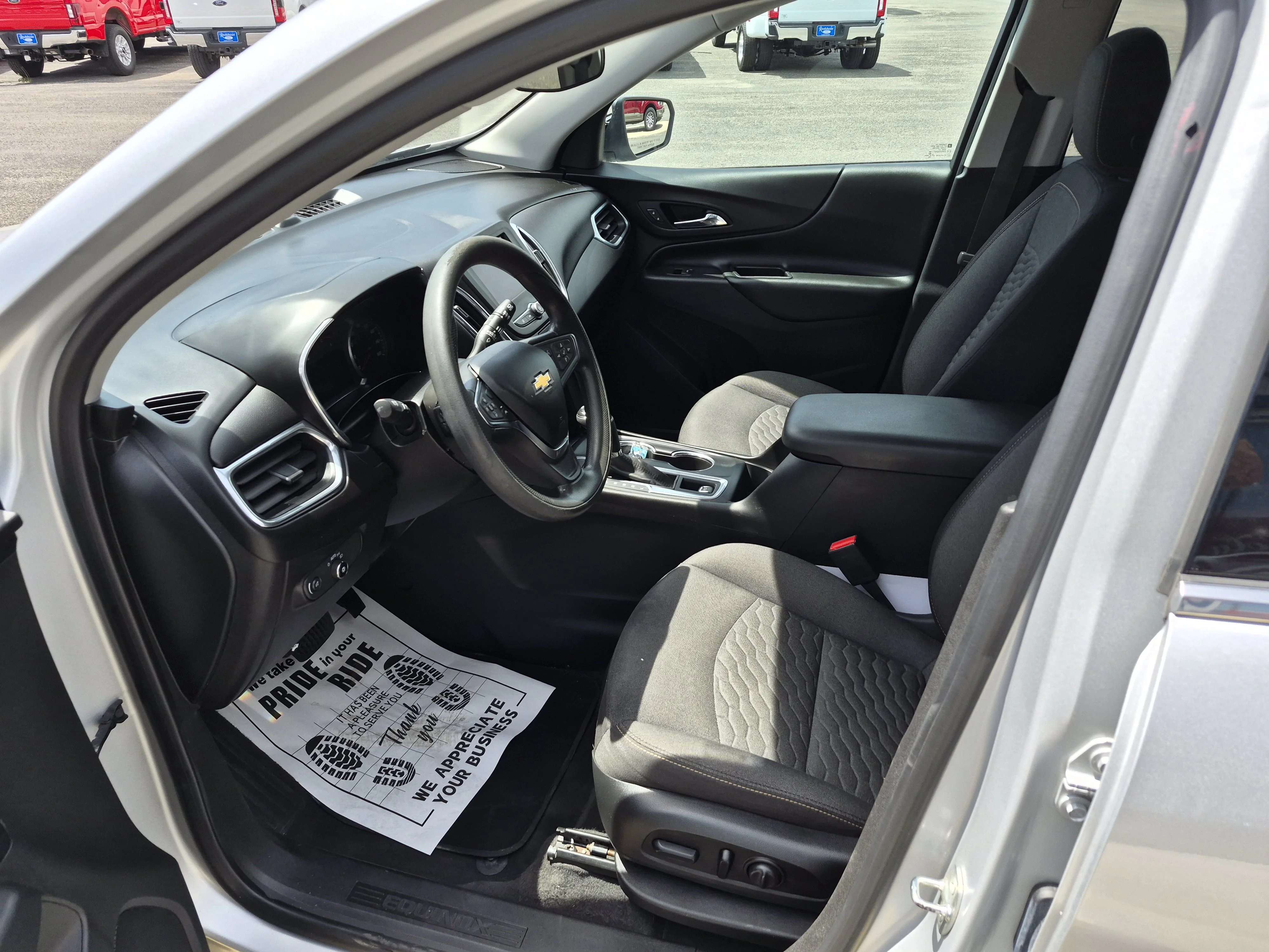 Used 2020 Chevrolet Equinox LT with VIN 2GNAXUEV4L6236603 for sale in Plains, MT
