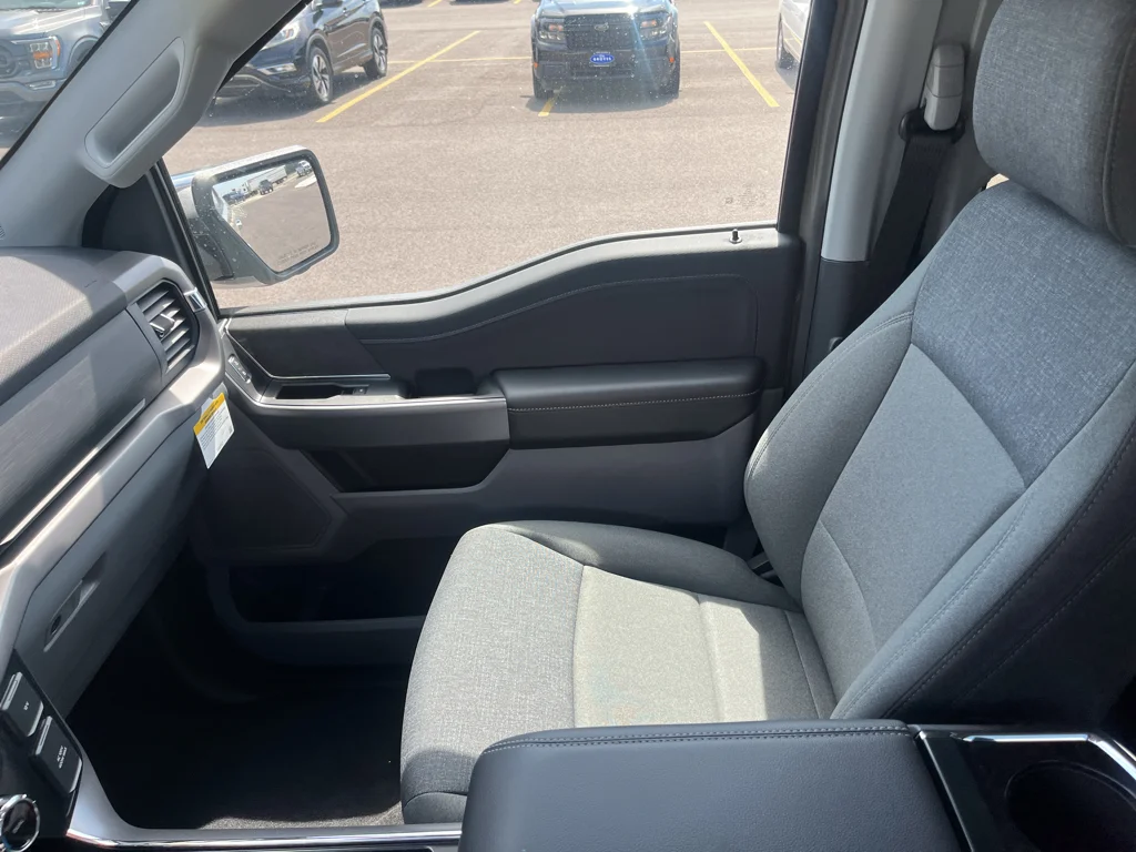 New 2026 Marsh Gray Ford XLT image 14