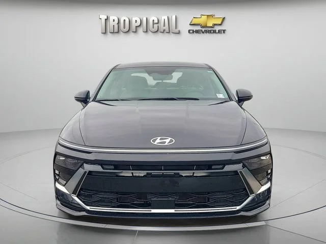 Used 2024 Blue Hyundai SEL image 8