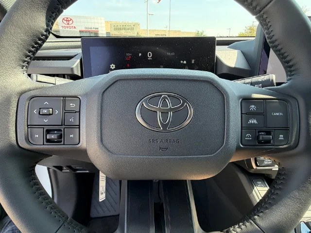 New 2026 Ice Cap Toyota SE image 14