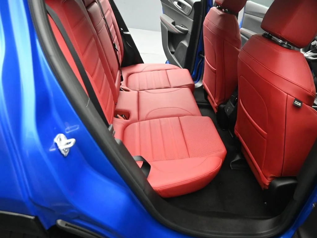 New 2026 Misano Blue Metallic Exterior Paint Alfa Romeo Base image 23
