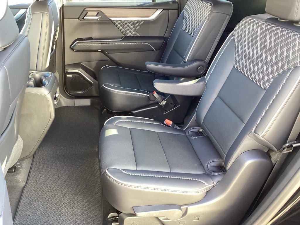 2026 GMC Acadia Denali - Photo 6