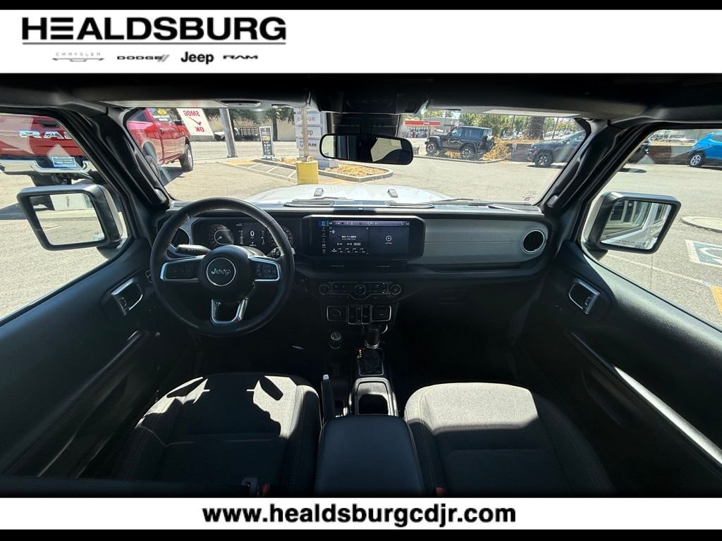 2024 Jeep Wrangler 4-Door Sahara - Photo 14