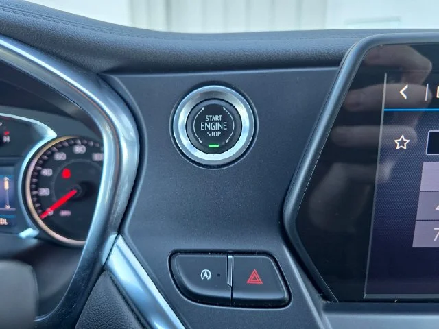 Used 2022 Red Chevrolet LT image 24