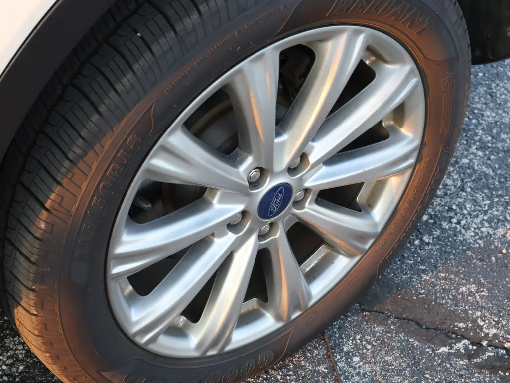 Used 2018 White Ford Titanium image 25