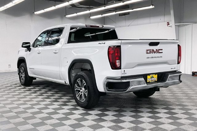 Used 2023 Summit White GMC SLE image 2