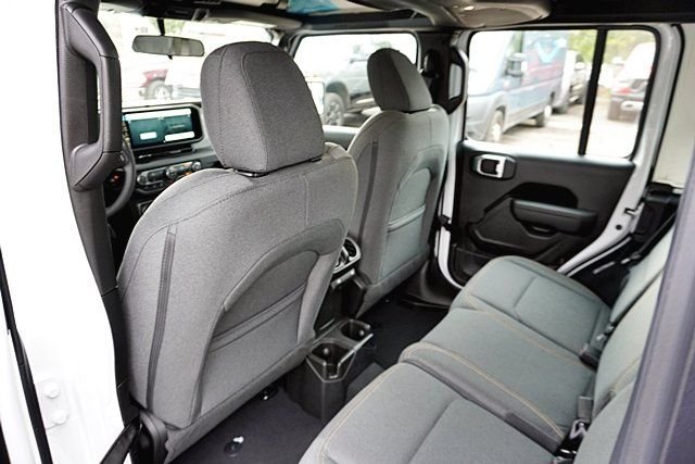 New 2026 Bright White Clear-Coat Exterior Paint Jeep Sport image 22