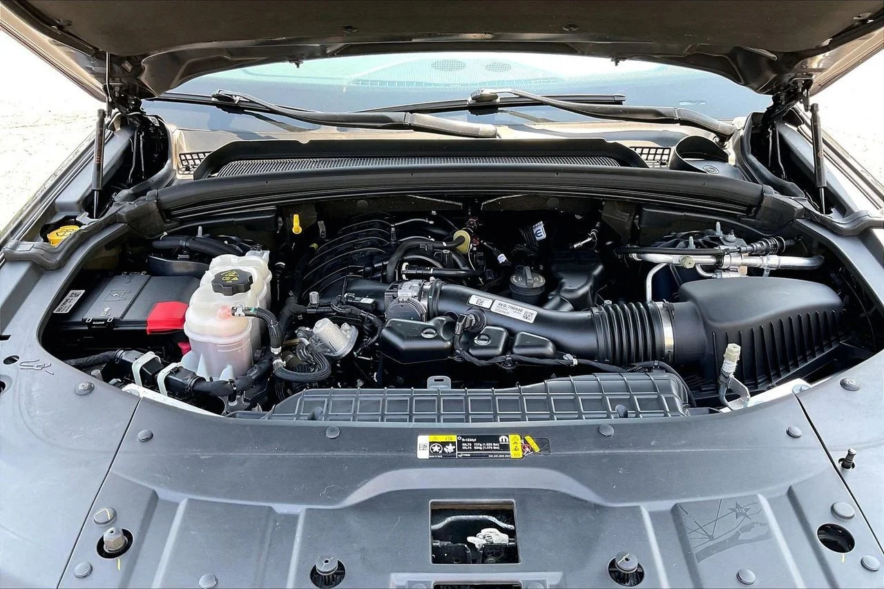 Used 2023 Gray Jeep Altitude X image 36