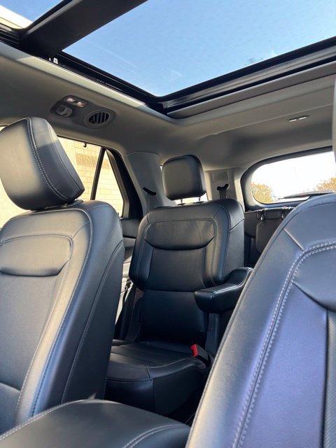 Used 2024 Black Ford Limited image 5