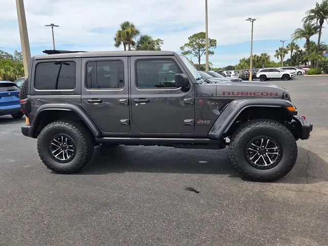 New 2026 Granite Crystal Metallic Clear-Coat Exterior Paint Jeep Rubicon X image 9