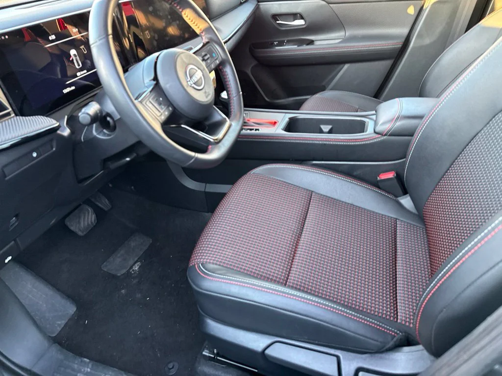Used 2026 Gray Nissan SR image 7