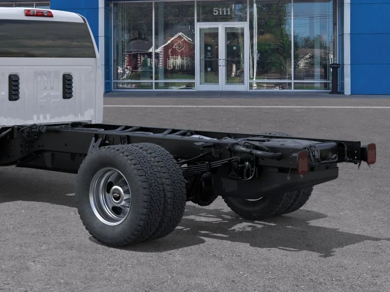 New 2026 Summit White Chevrolet Work Truck image 14