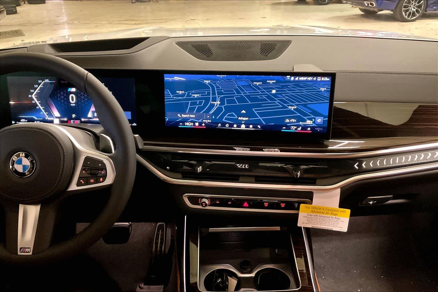 View vehicle photo 6