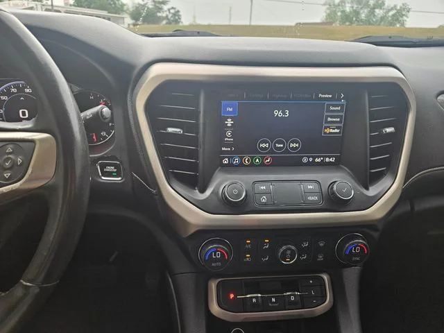Used 2021 Black GMC Denali image 17