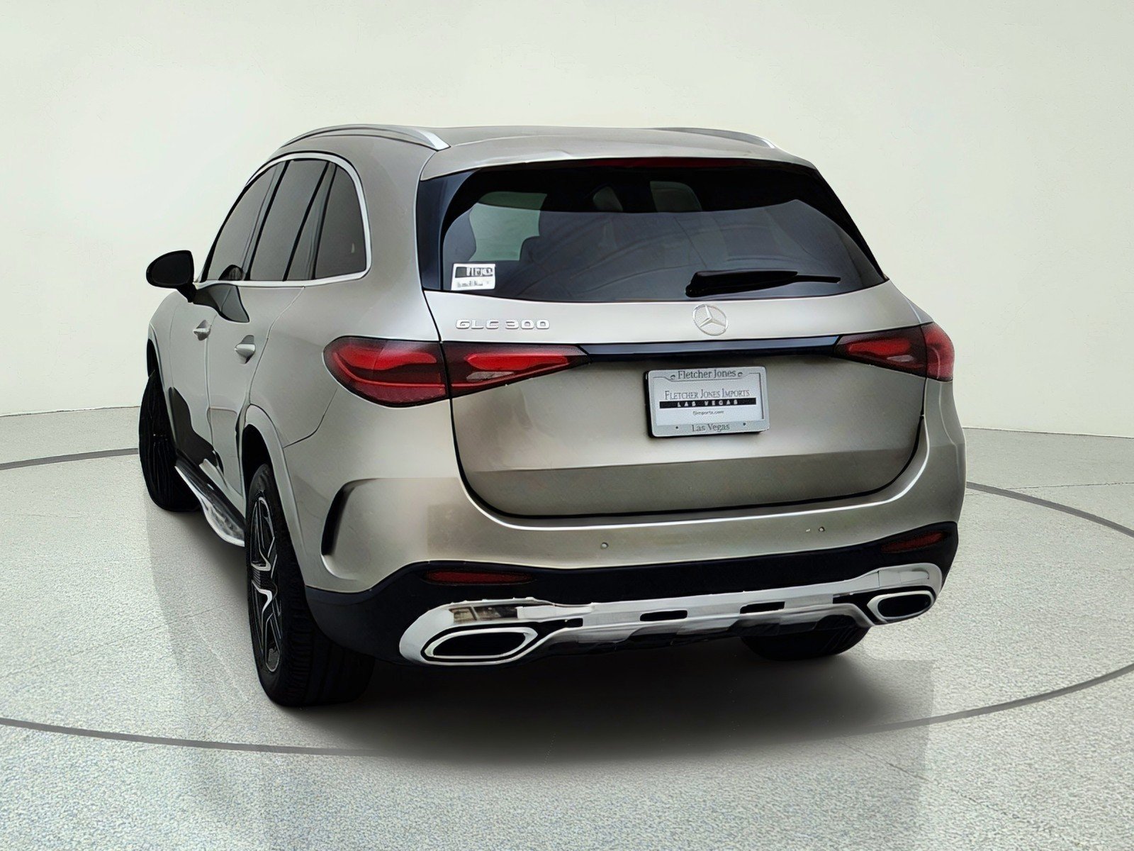 Used 2023 Mojave Silver Metallic Mercedes-Benz GLC 300 image 11