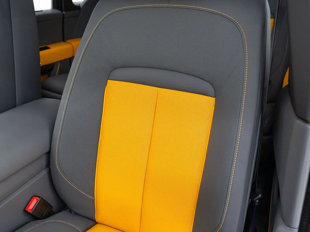 New 2027 Tempest Grey Rolls-Royce Black Badge image 19