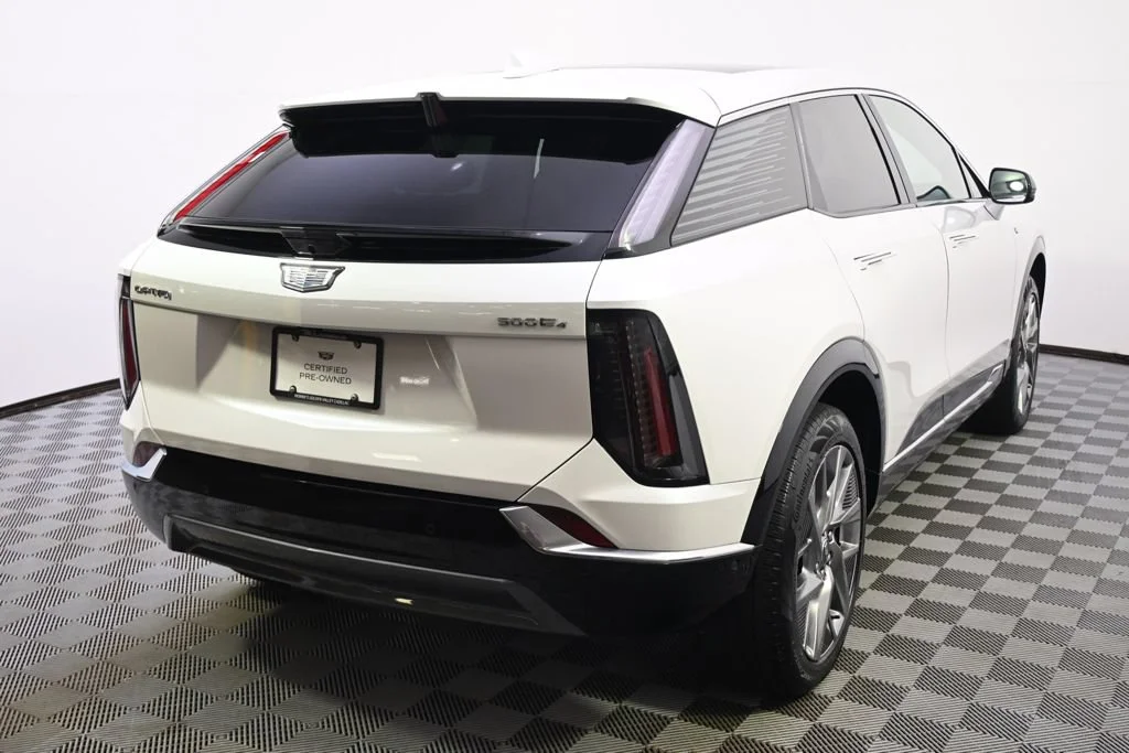 Certified Used 2025 Crystal White Tricoat Cadillac Luxury 2 image 6