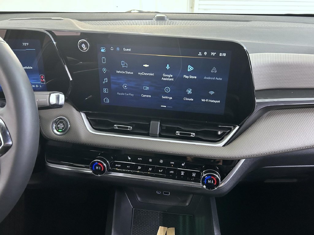 New 2027 Summit White Chevrolet LT image 12