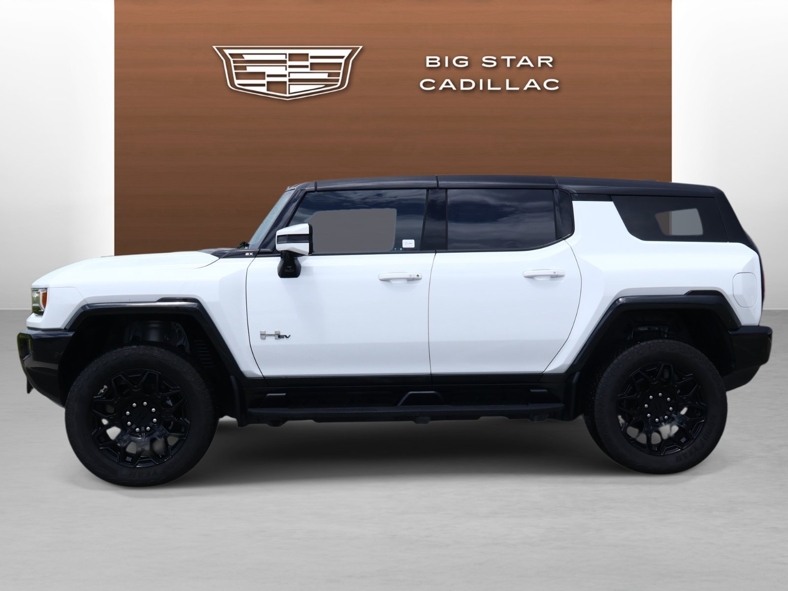 Used 2024 Interstellar White GMC 2X image 2