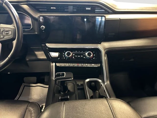 Used 2024 Silver GMC Denali image 12