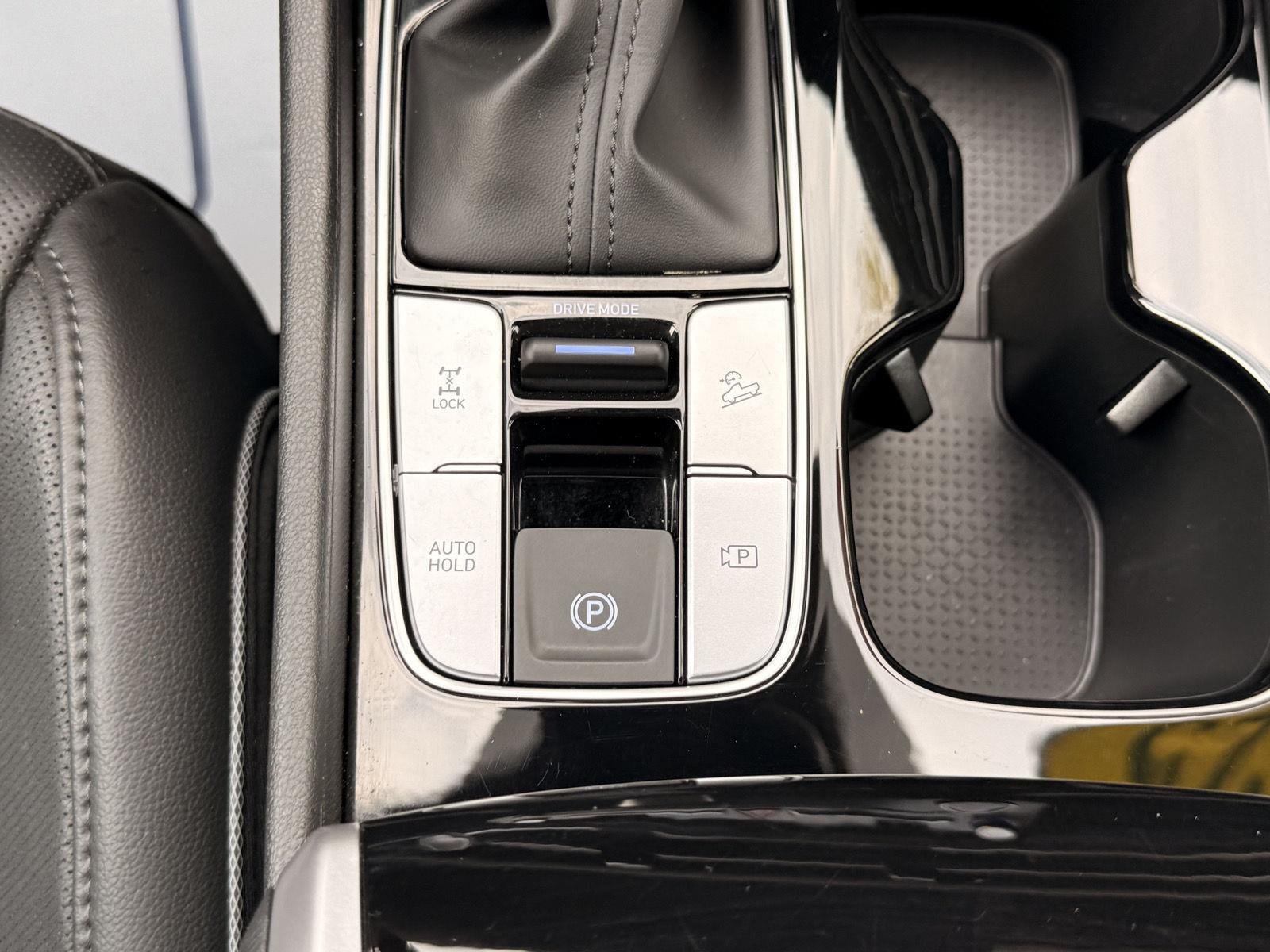 2025 Hyundai Santa Cruz Limited - Photo 32
