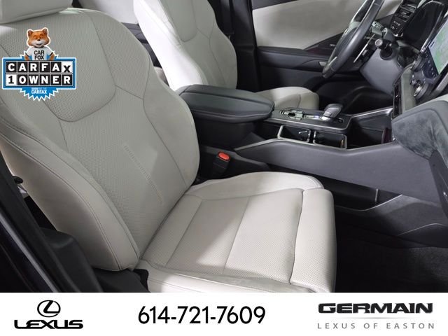 Used 2025  Lexus 350 Luxury image 29
