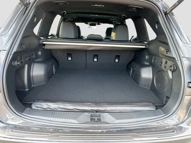 New 2026 MAGNETITE GRAY METALLIC Subaru Touring image 32