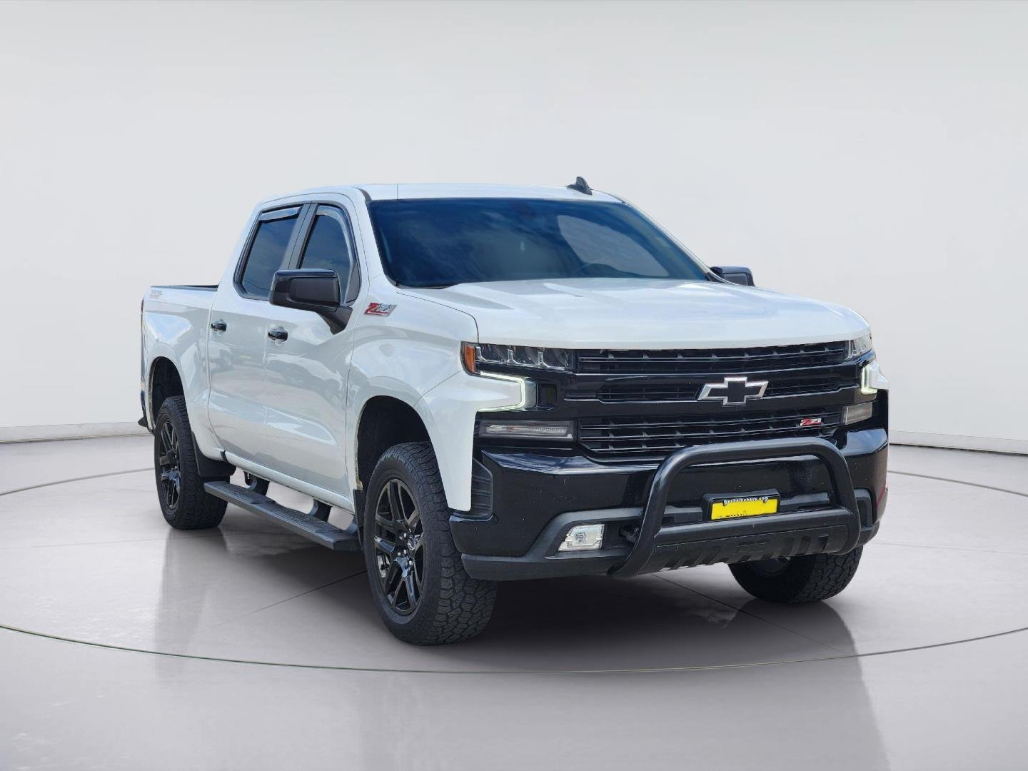 2021 Chevrolet Silverado 1500 photo 3 of 33