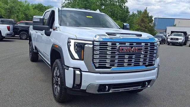 New 2026 Glacier White Tricoat GMC Denali image 4