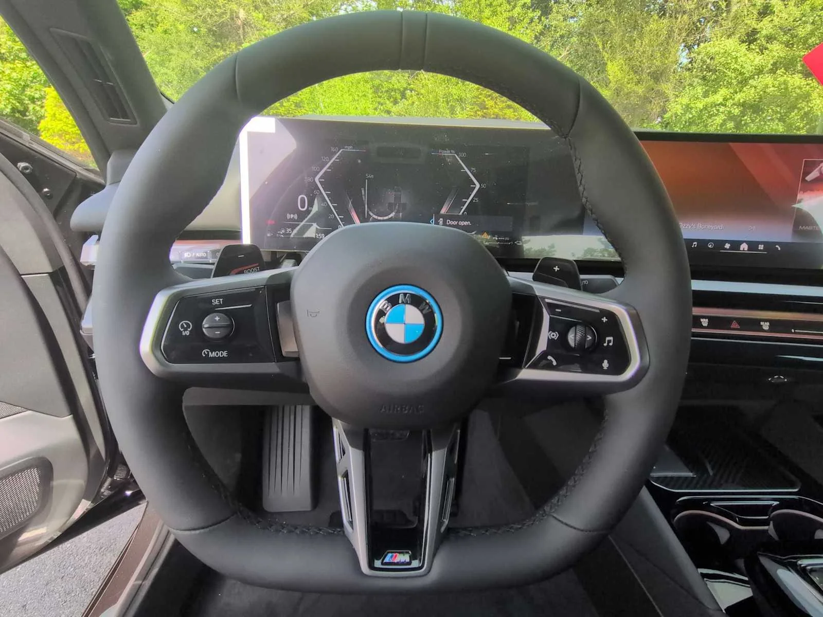New 2027 Dark Graphite Metallic BMW 550e xDrive image 24