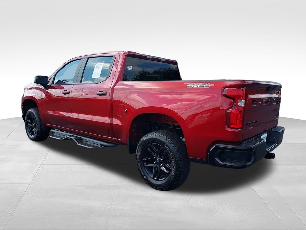 Used 2021 Red Chevrolet Custom Trail Boss image 3