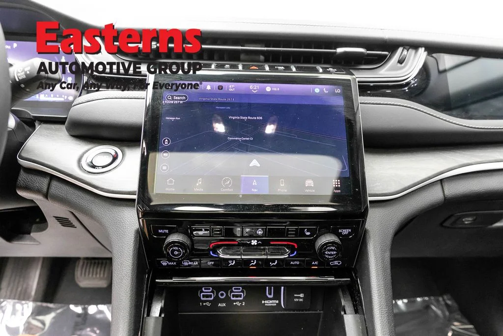 Used 2023 White Jeep 4xe image 12