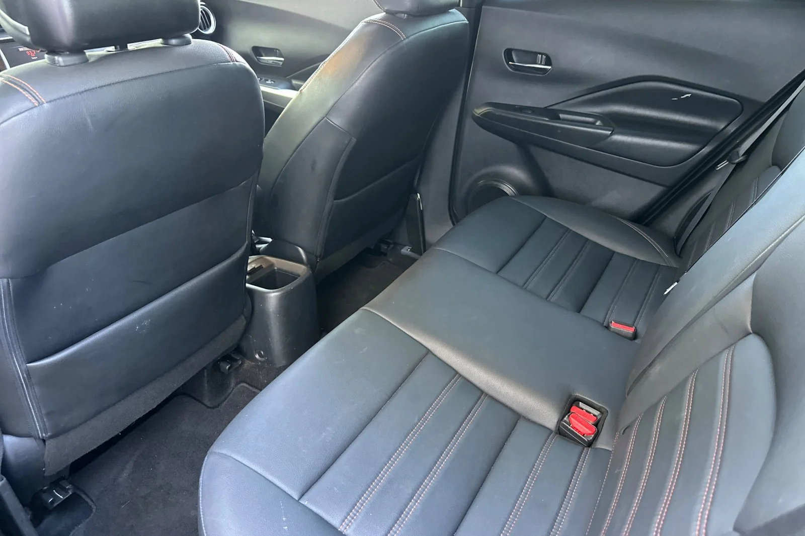 Used 2019 Silver Nissan SR image 12