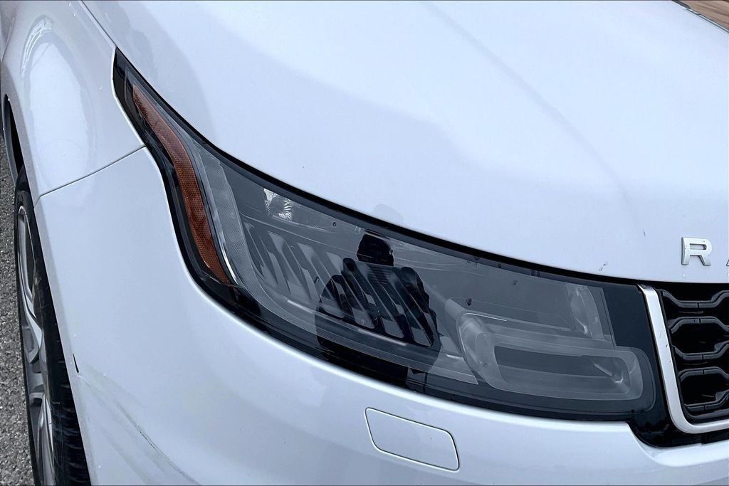 Used 2020 White Land Rover HSE image 29