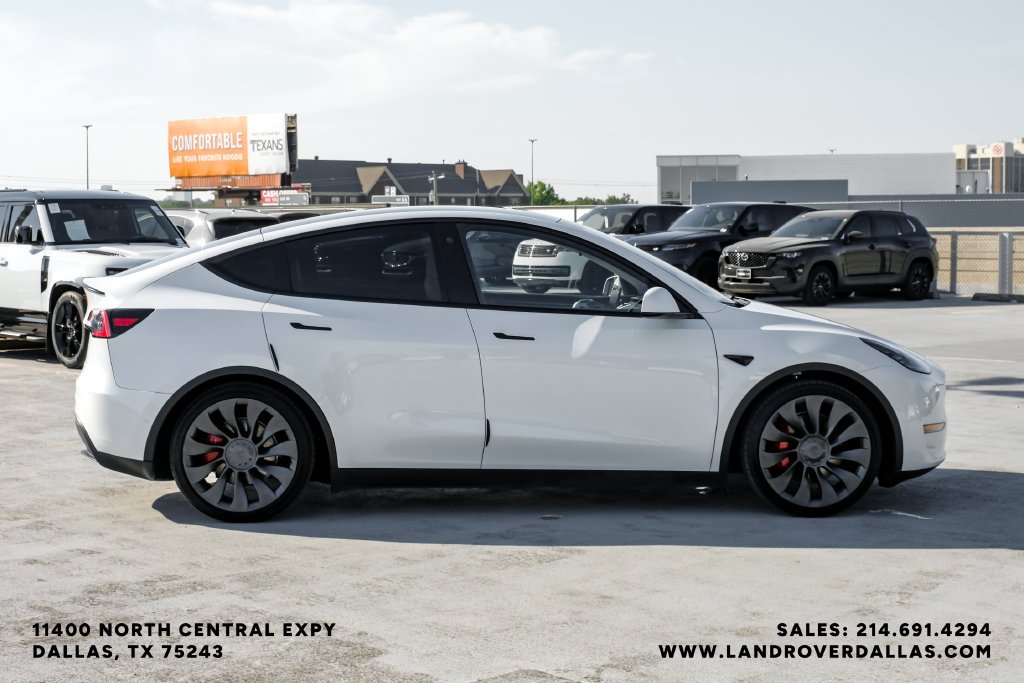 Used 2022 Pearl White Multi-Coat Tesla Performance image 5