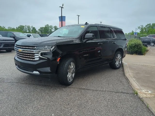 Used 2022 Black Chevrolet High Country image 5