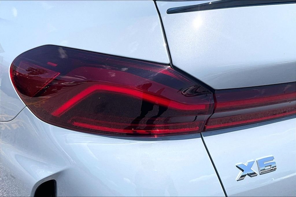 New 2027 Gray BMW M60i image 14