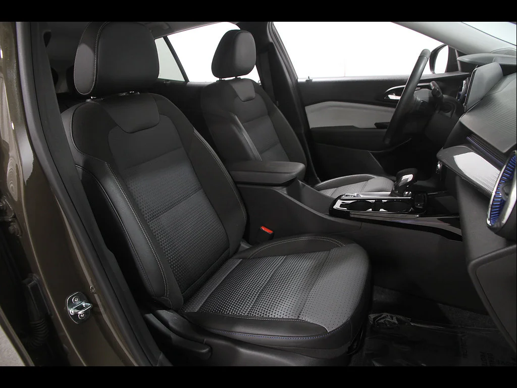 2024 Chevrolet Trax LT - Photo 16