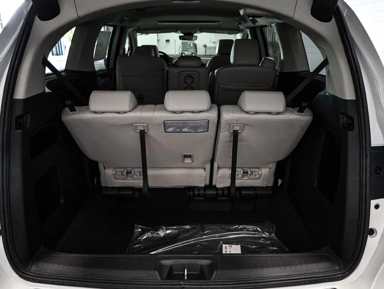2026 Honda Odyssey EX-L - Photo 16