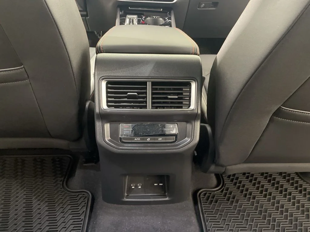 New 2026 Green Volkswagen 2.0T Peak Edition image 20
