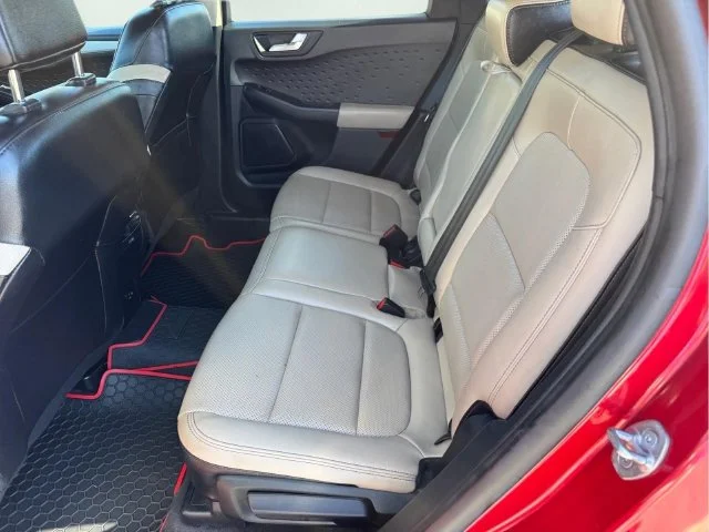Used 2020 Red Ford SEL image 10