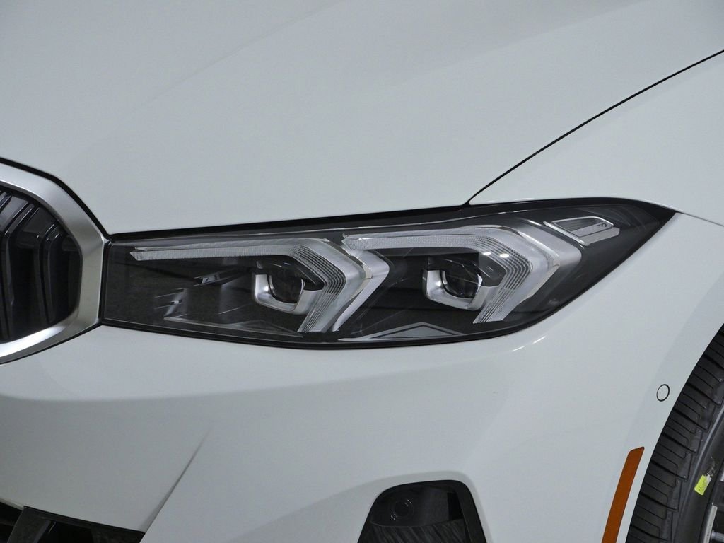 New 2026 Alpine White BMW 330i xDrive image 3