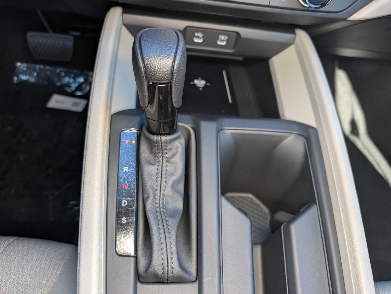 New 2026 Meteorite Gray Metallic Honda LX image 22