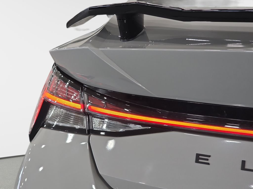 Used 2025 Cyber Gray Hyundai Base image 21