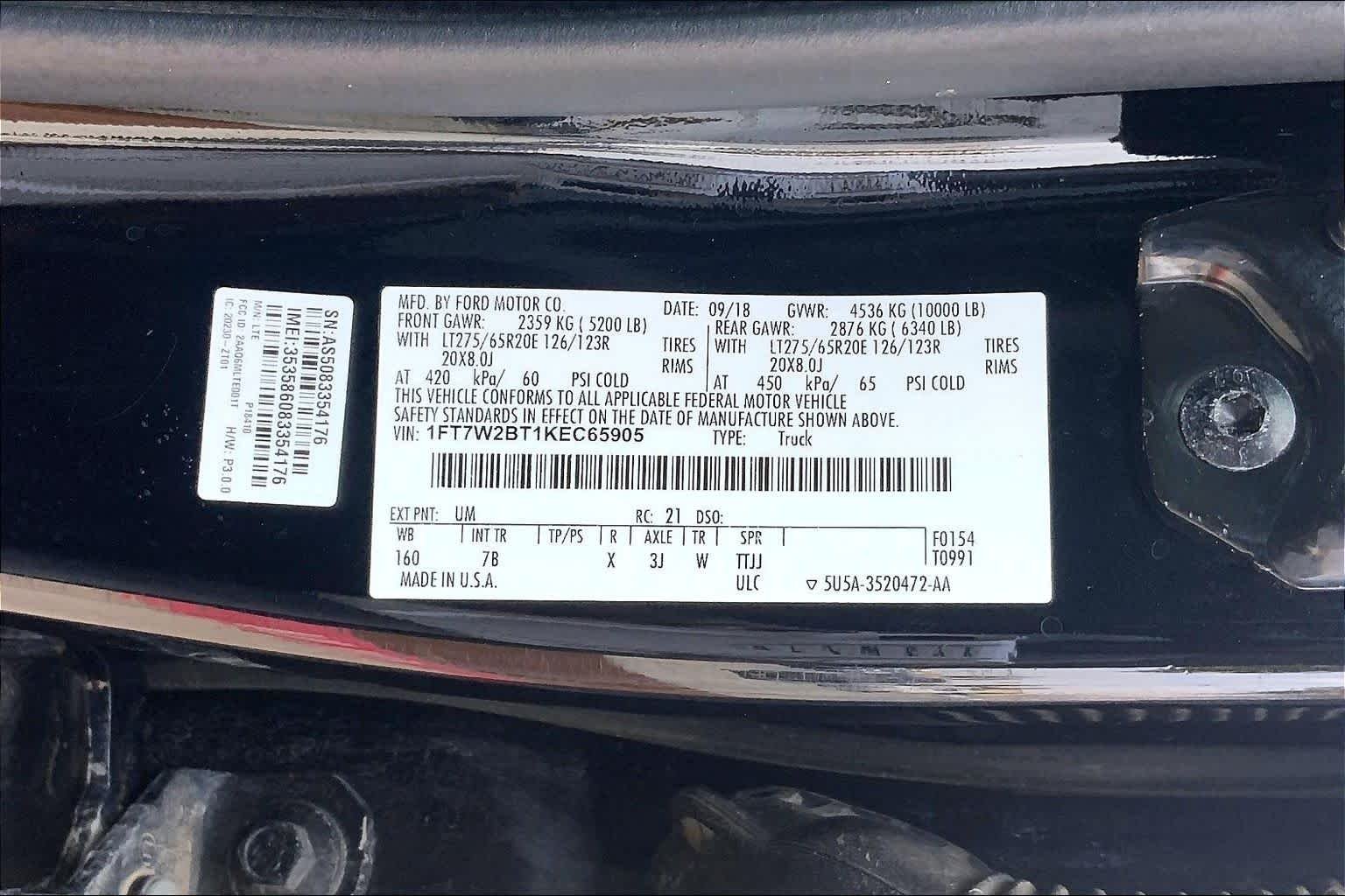 Used 2019 Agate Black Metallic Ford Platinum image 33