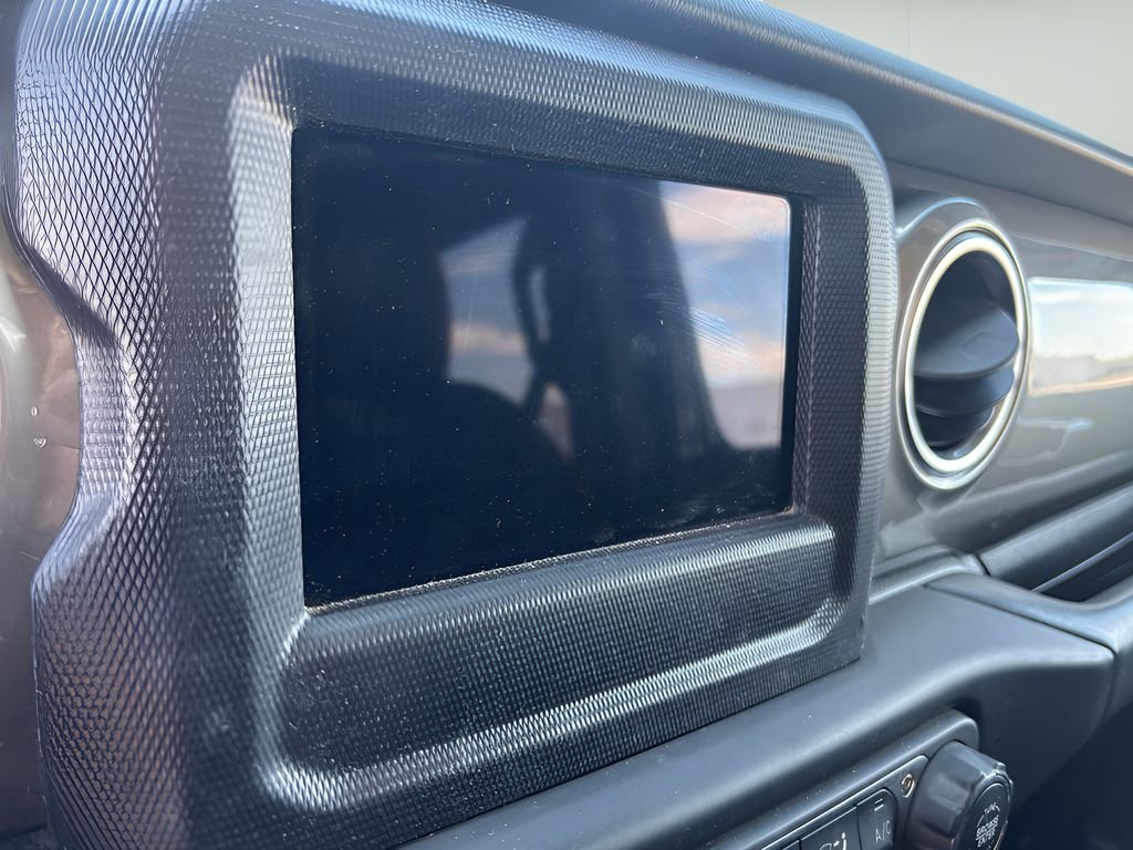 Used 2020 Granite Crystal Metallic Clearcoat Jeep Sahara image 20